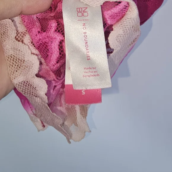 No Boundaries Fuchsia and Beige Lace‎ Bralette - Picture 3 of 3